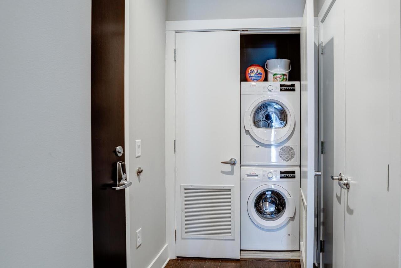 145 Biltmore Ave Unit 304 Holiday home